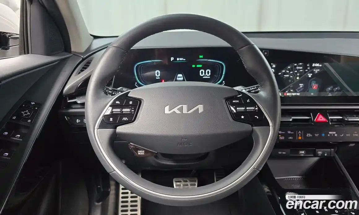 Kia Niro 2022 1.6 Автомат в Москве № 132121, фото 19