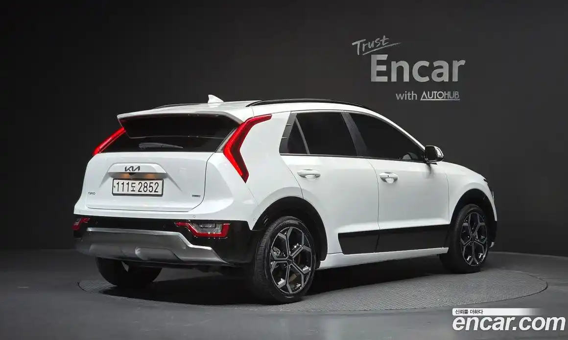 Kia Niro 2022 1.6 Автомат в Москве № 132121, фото 5