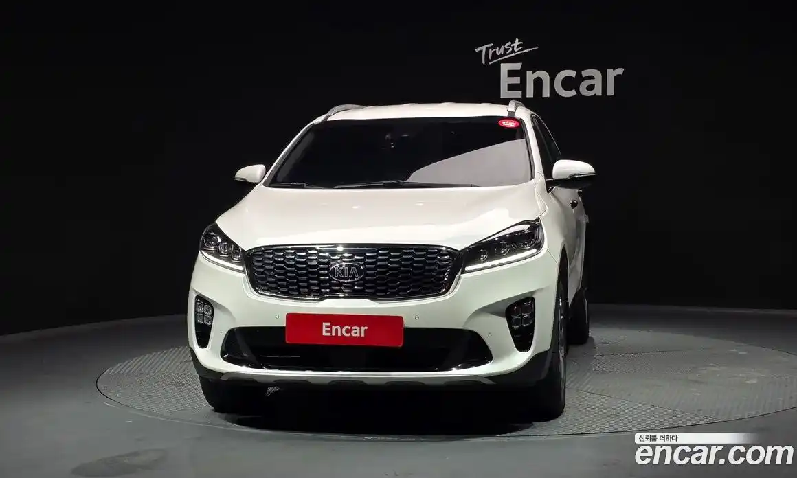 Kia Sorento 2019 2.2 Автомат в Москве № 133370, фото 17