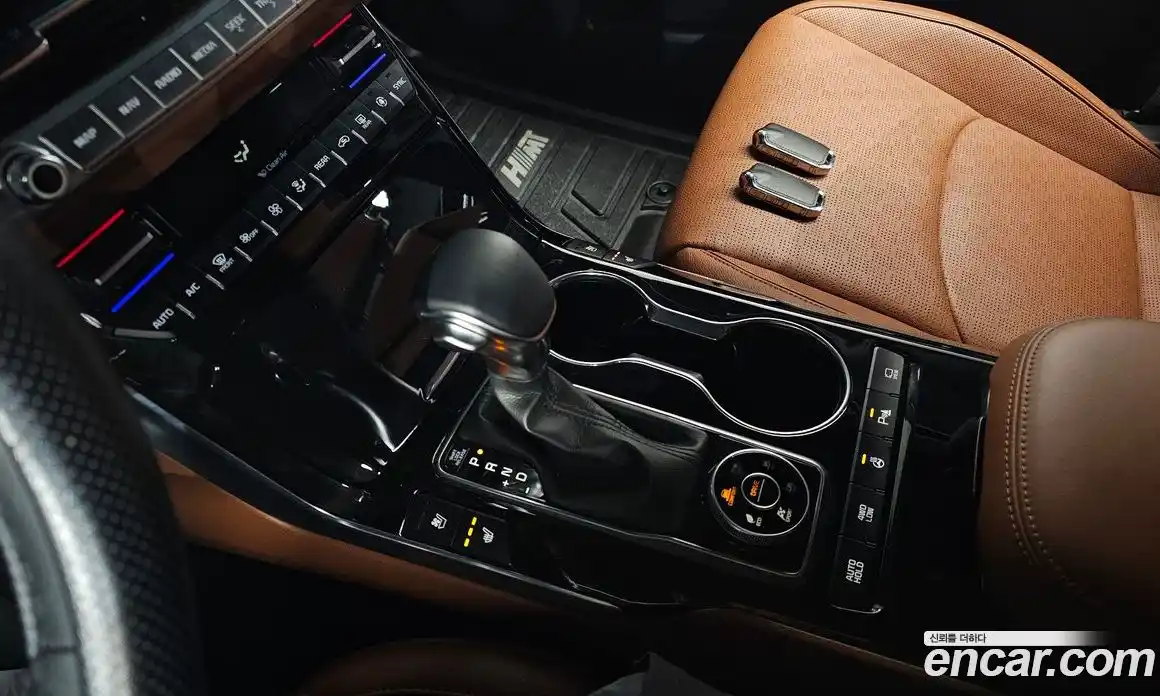 Kia Mohave 2024 3.0 Автомат в Москве № 133492, фото 17