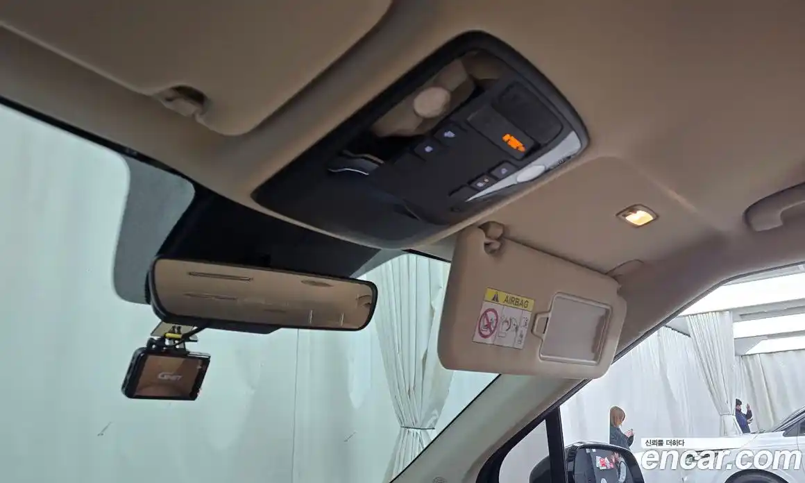 Kia Canival 2023 3.5 Автомат в Москве № 133976, фото 15