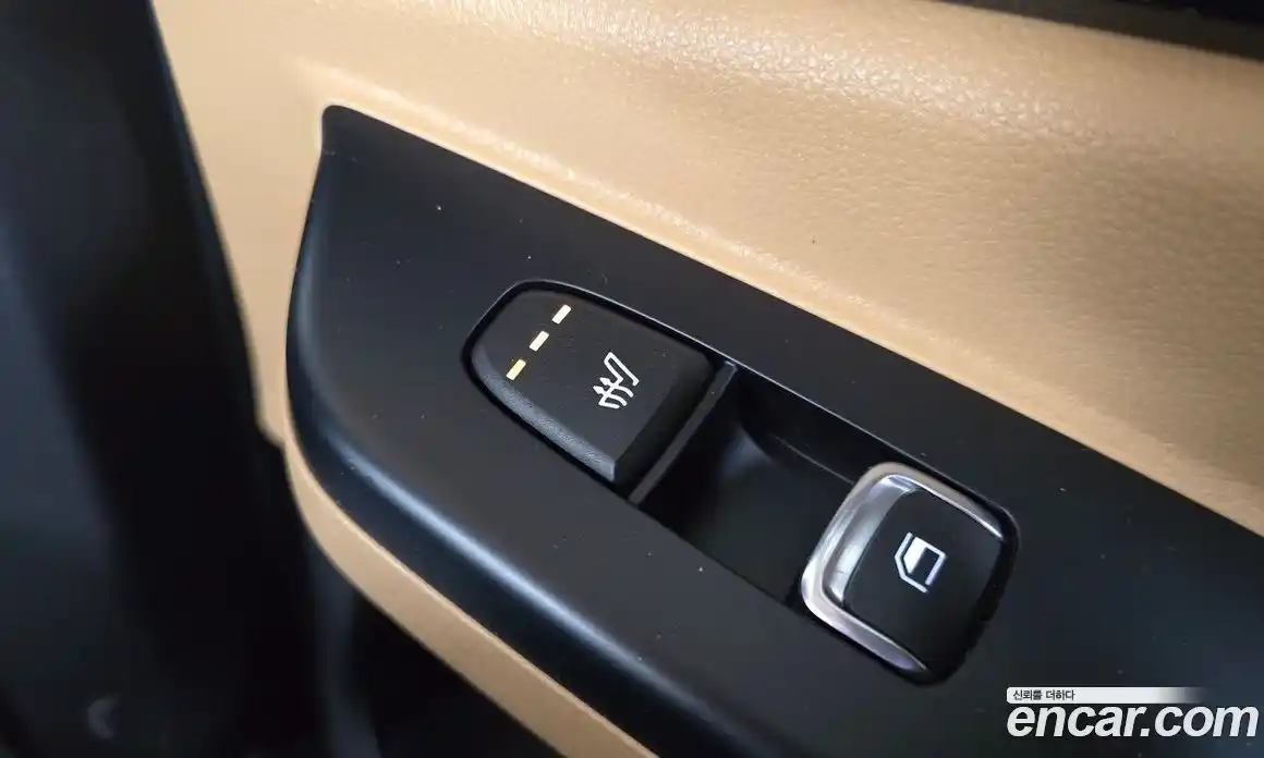 Kia Canival 2023 3.5 Автомат в Москве № 133976, фото 19