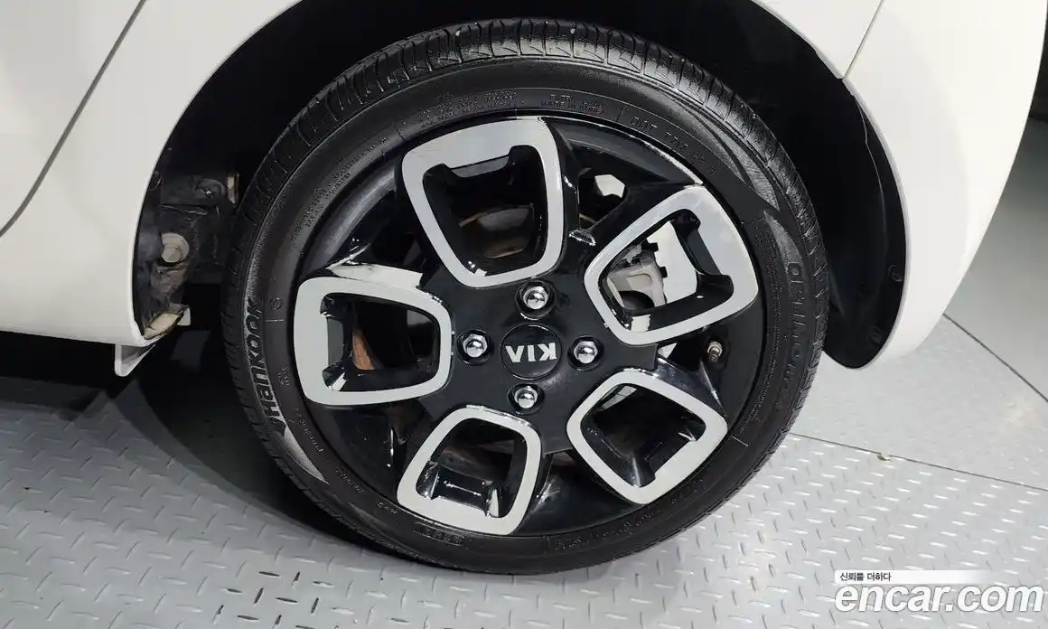 Kia Ray 2021 1.0 Автомат в Москве № 134341, фото 11