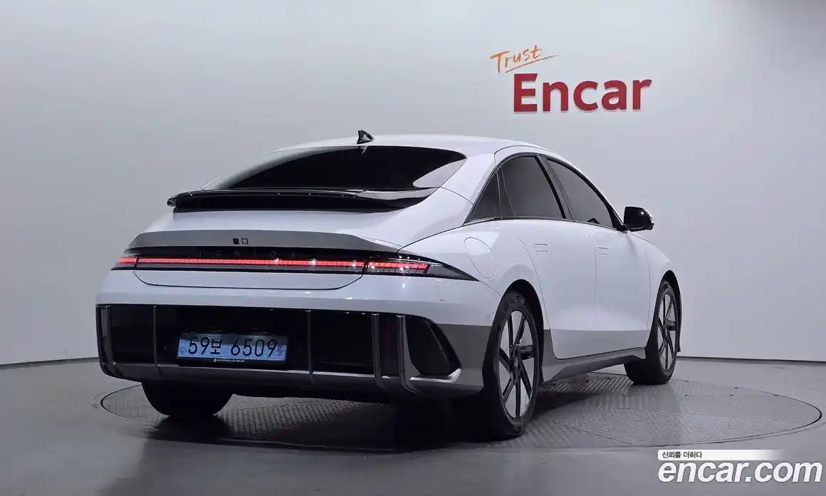 Hyundai Ioniq 6 2024 0.1 Автомат в Москве № 134418, фото 10