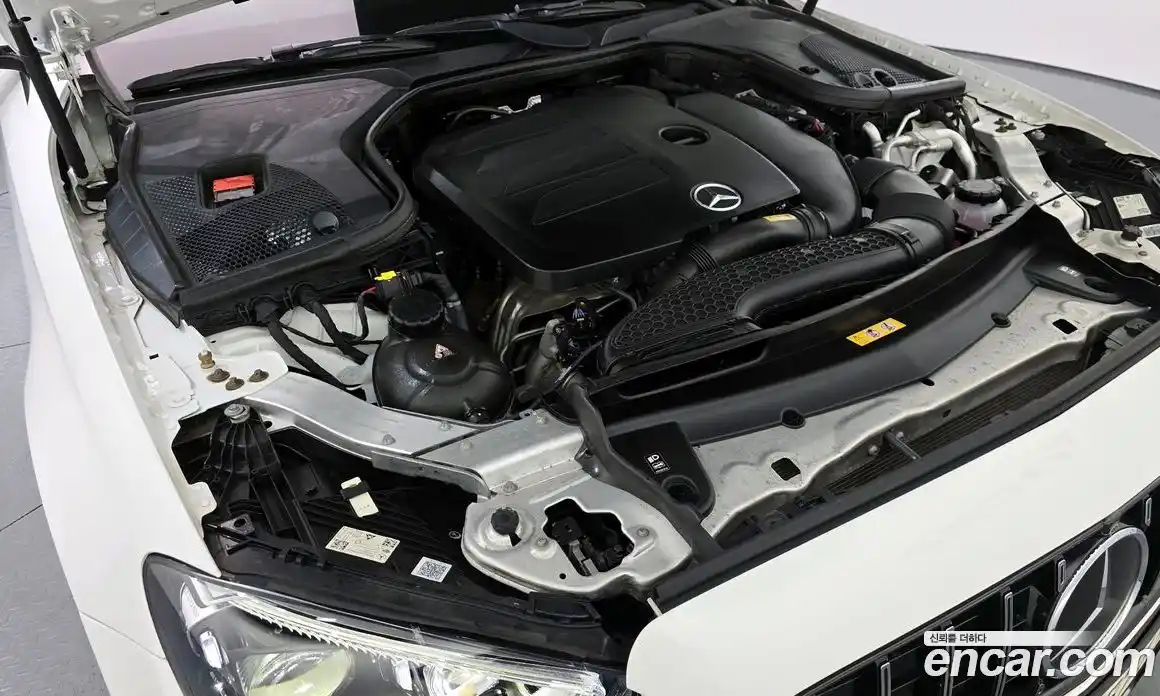 Mercedes-Benz E-Class 2021 2.0 Автомат в Москве № 139750, фото 19