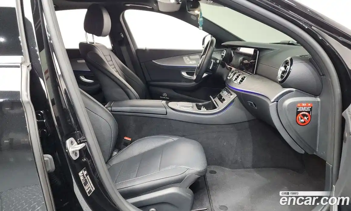 Mercedes-Benz E-Class 2022 2.0 Автомат в Москве № 142589, фото 11