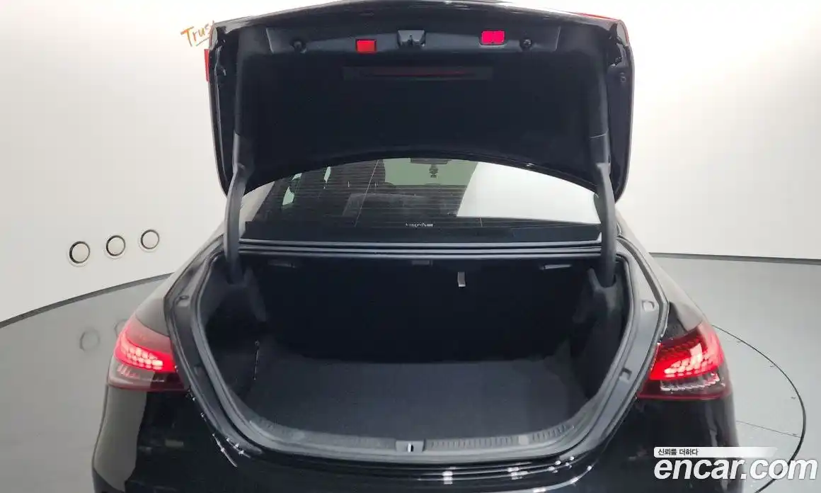 Mercedes-Benz E-Class 2022 2.0 Автомат в Москве № 142589, фото 20