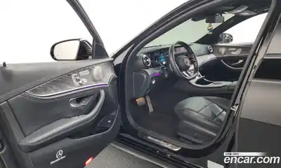 Mercedes-Benz E-Class 2022 2.0 Автомат в Москве № 142589, миниатюра 10