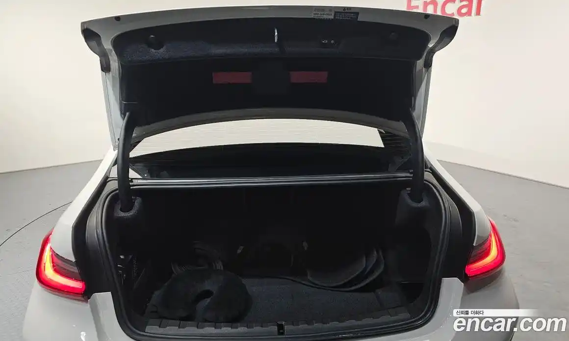 BMW 3-Series 2024 2.0 Автомат в Москве № 153408, фото 13