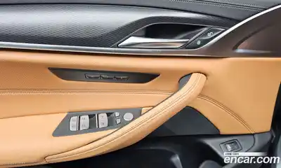 BMW 5-Series 2023 2.0 Автомат в Москве № 154714, миниатюра 2