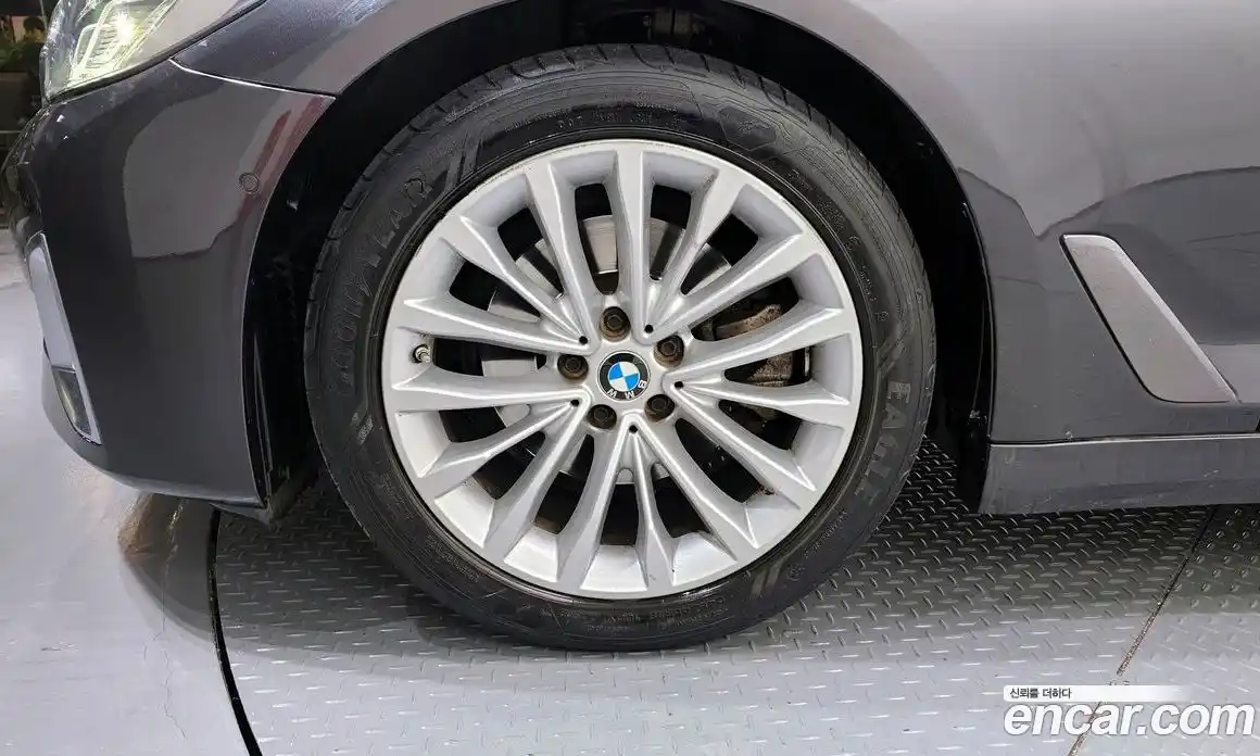 BMW 5-Series 2021 2.0 Автомат в Москве № 157242, фото 17