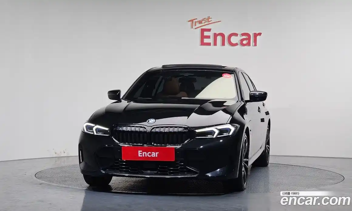 BMW 3-Series 2023 2.0 Автомат в Москве № 157459, фото 3