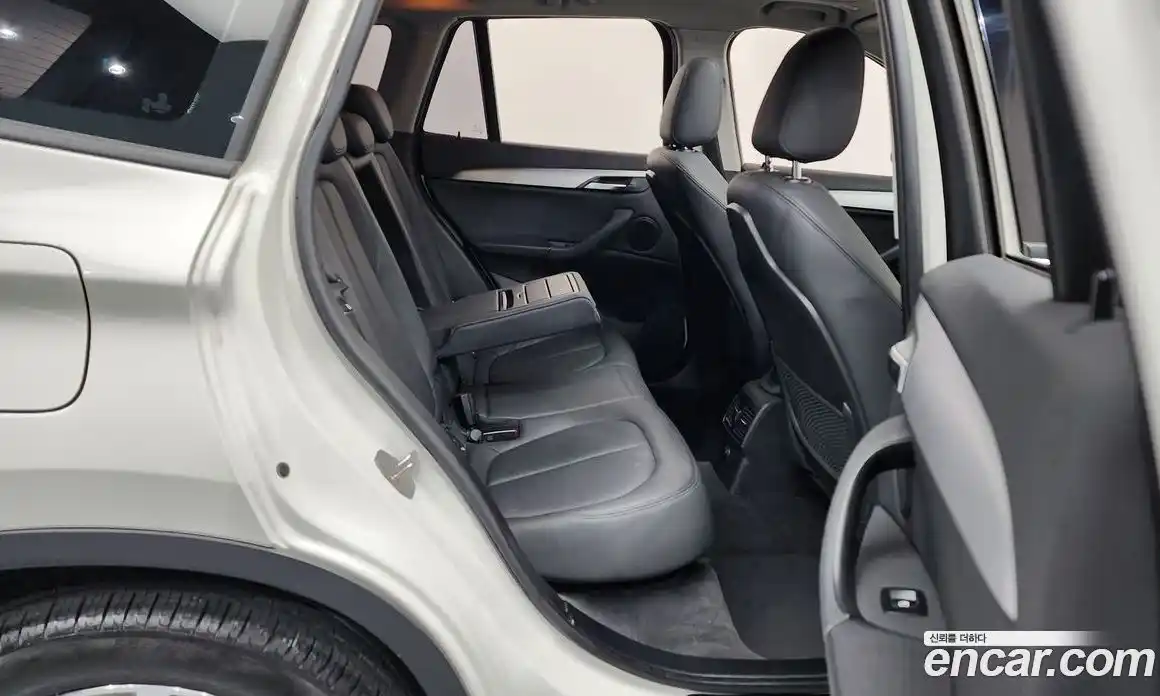 BMW X1 2016 2.0 Автомат в Москве № 159017, фото 4