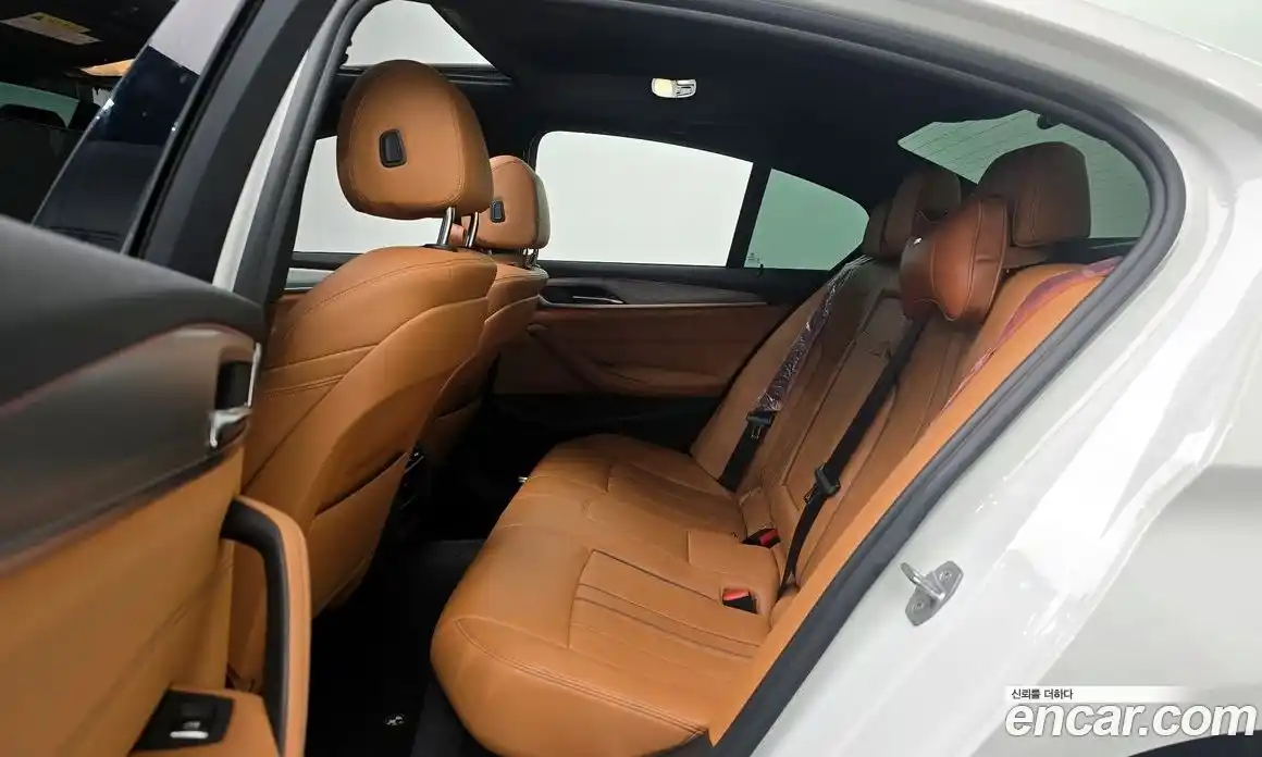 BMW 5-Series 2018 2.0 Автомат в Москве № 159334, фото 13