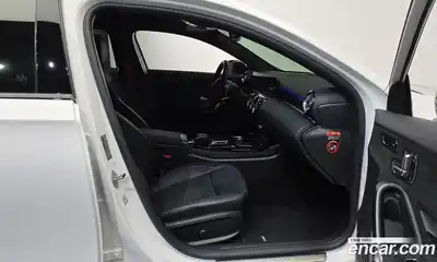 Mercedes-Benz A-Class 2023 2.0 Автомат в Москве № 160172, миниатюра 3