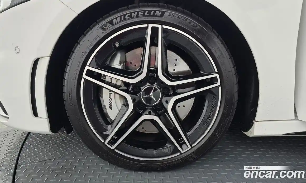 Mercedes-Benz A-Class 2023 2.0 Автомат в Москве № 160172, фото 4