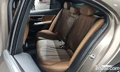 Mercedes-Benz E-Class 2025 2.0 Автомат в Москве № 160277, миниатюра 11