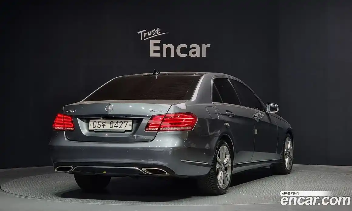 Mercedes-Benz E-Class 2016 3.5 Автомат в Москве № 161703, фото 13