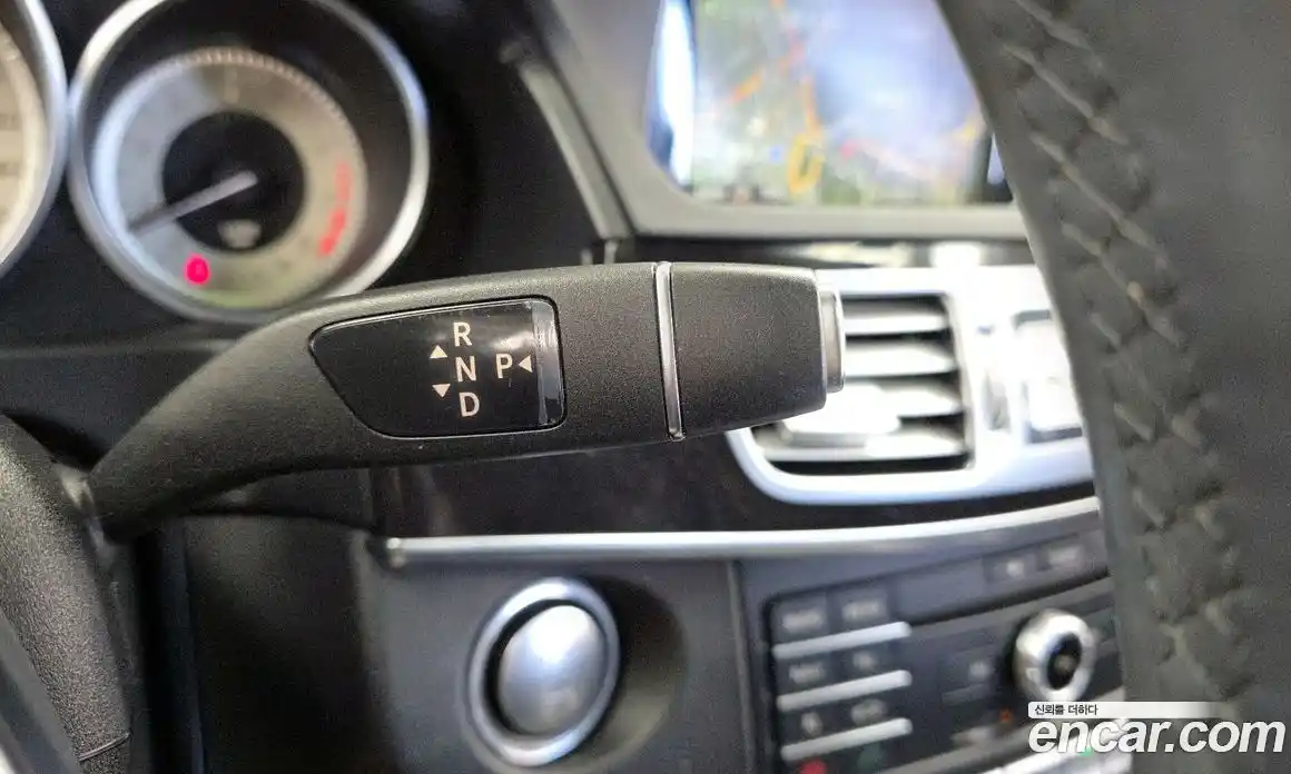 Mercedes-Benz E-Class 2016 3.5 Автомат в Москве № 161703, фото 17