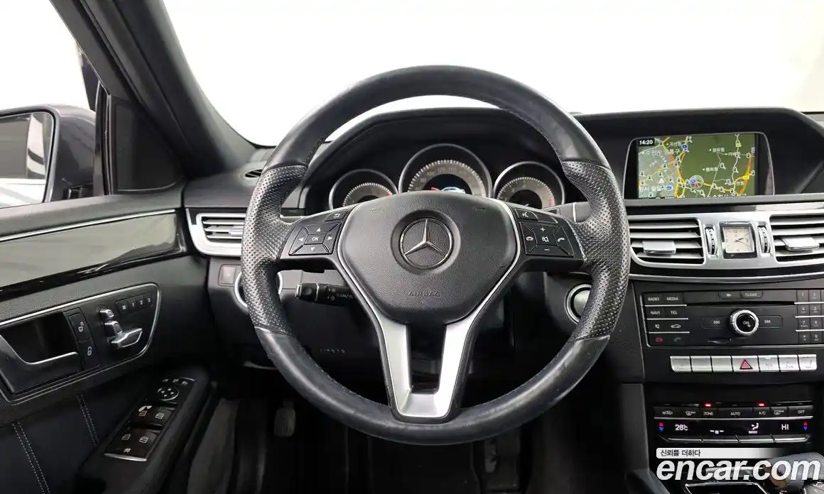 Mercedes-Benz E-Class 2016 3.5 Автомат в Москве № 161703, фото 19