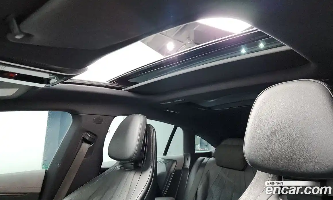 Mercedes-Benz EQS 2022 0.3 Автомат в Москве № 162065, фото 18