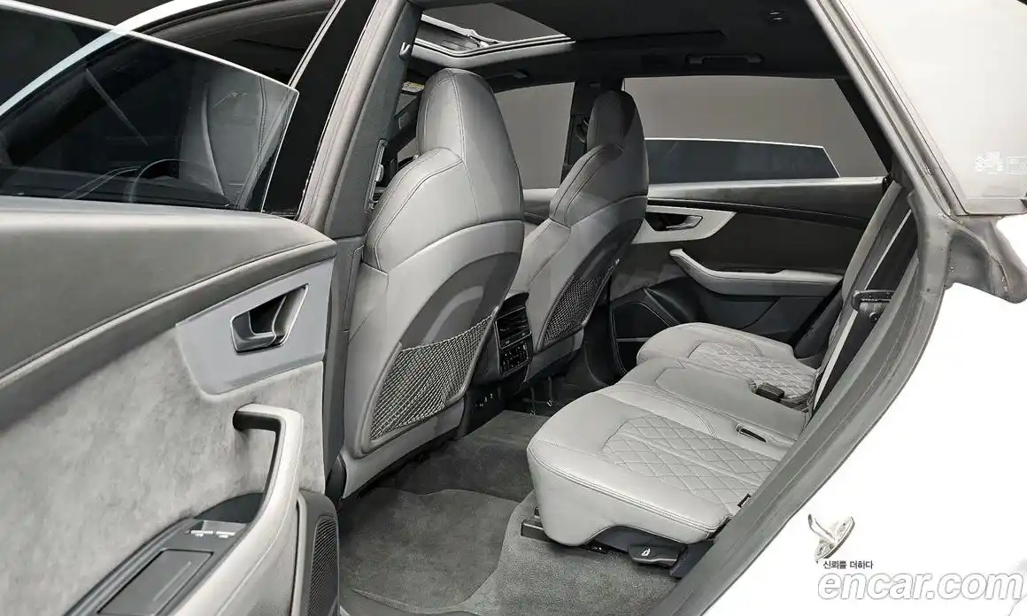 Audi Q8 2022 3.0 Автомат в Москве № 162396, фото 19