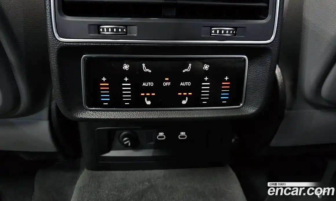 Audi Q8 2022 3.0 Автомат в Москве № 162396, фото 20