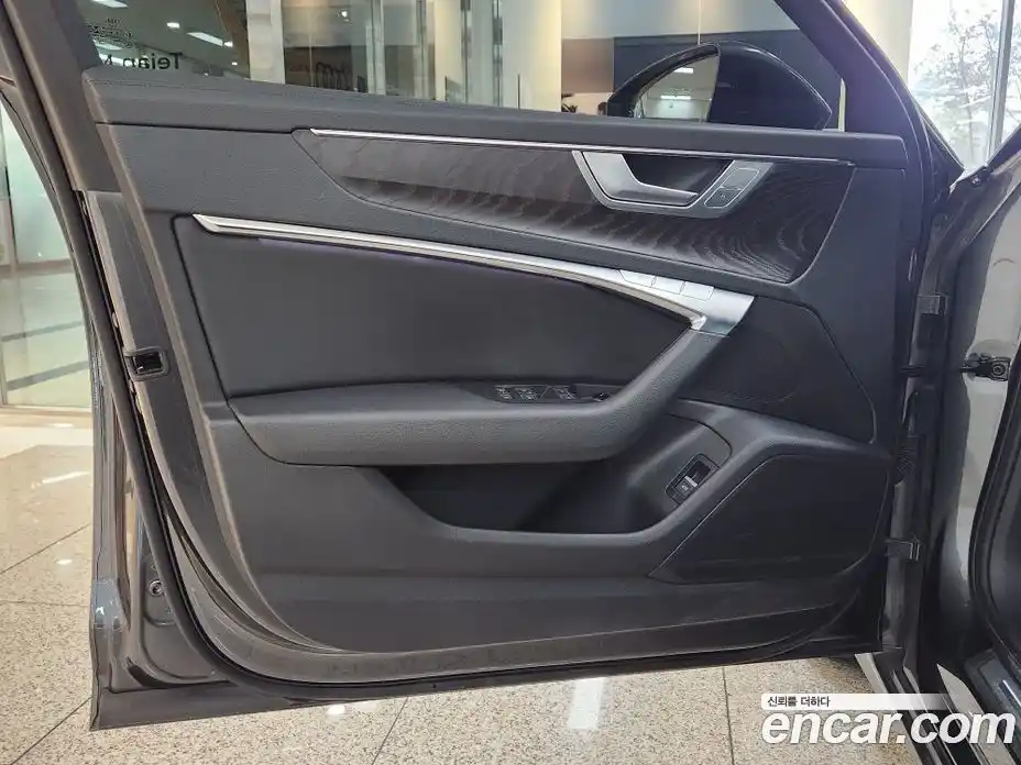 Audi A6 2021 2.0 Автомат в Москве № 164081, фото 11