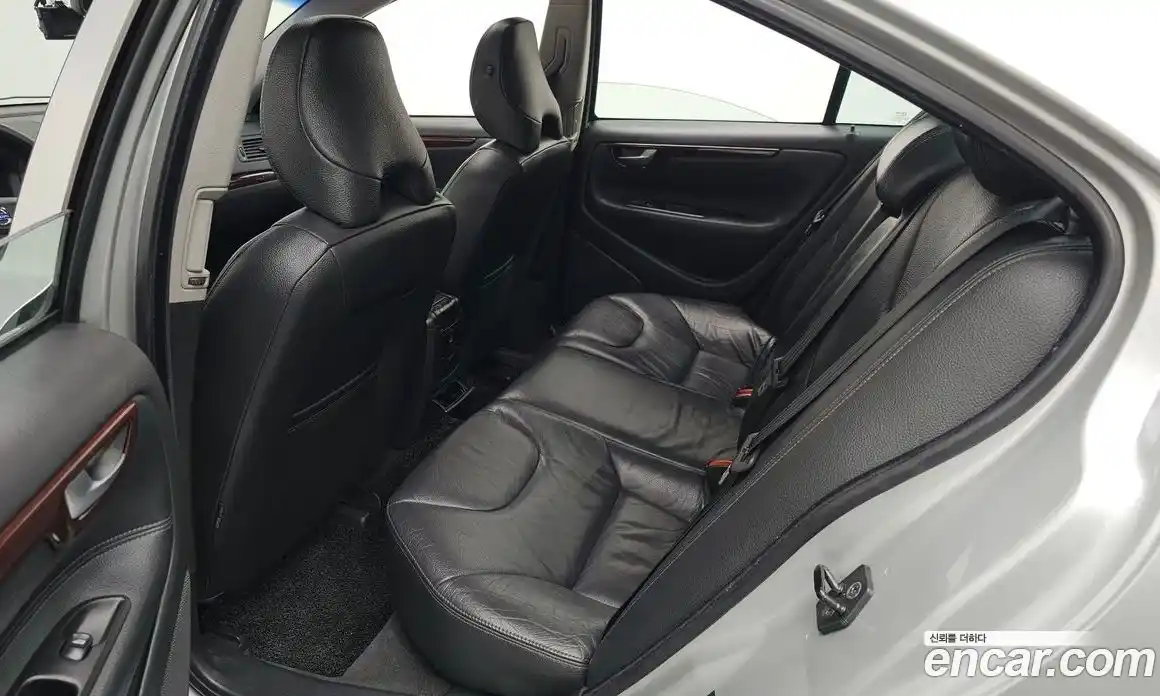 Volvo S60 2008 2.5 Автомат в Москве № 164575, фото 15