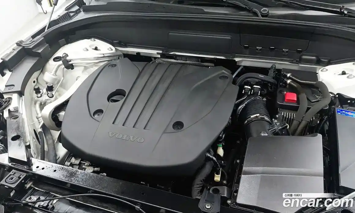 Volvo XC60 2021 2.0 Автомат в Москве № 164769, фото 6