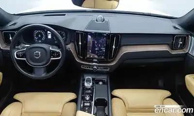 Volvo XC60 2021 2.0 Автомат в Москве № 164769, миниатюра 7