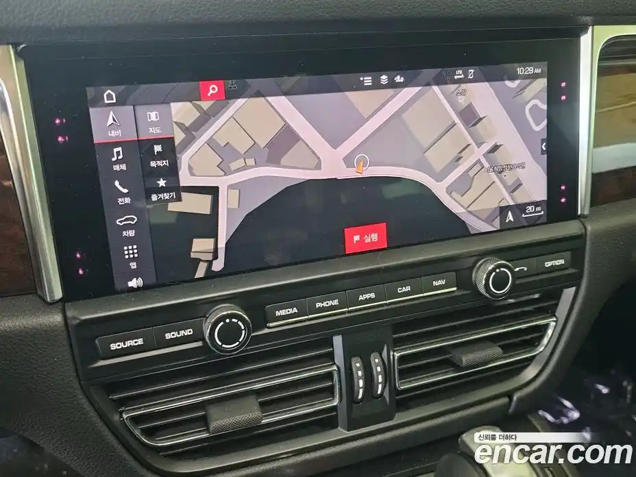 Porsche Macan 2021 2.0 Автомат в Москве № 165230, фото 12