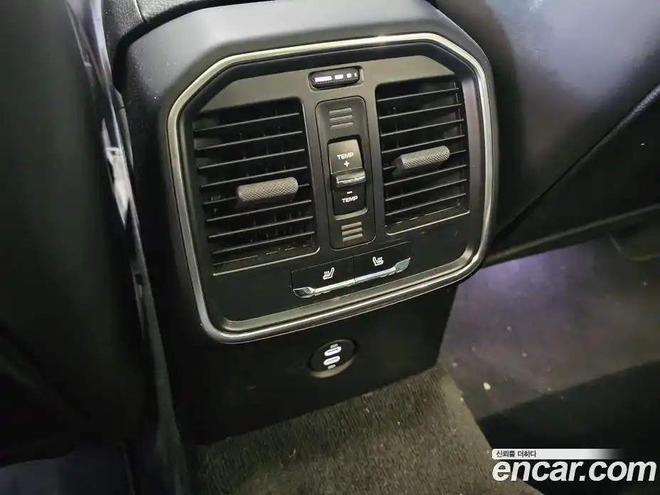 Porsche Macan 2021 2.0 Автомат в Москве № 165230, фото 15