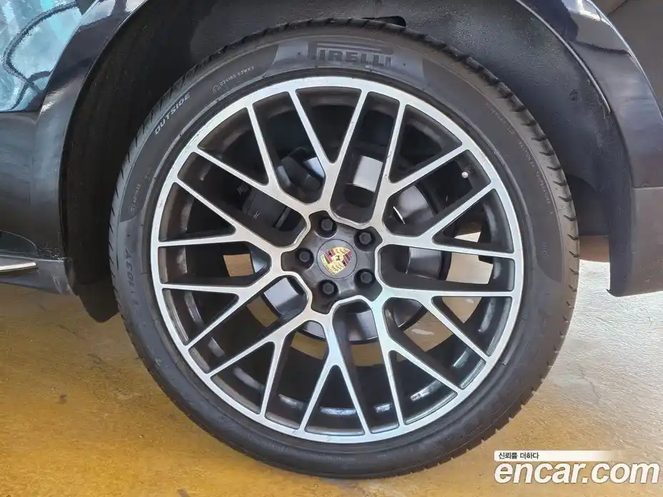 Porsche Macan 2021 2.0 Автомат в Москве № 165230, фото 20