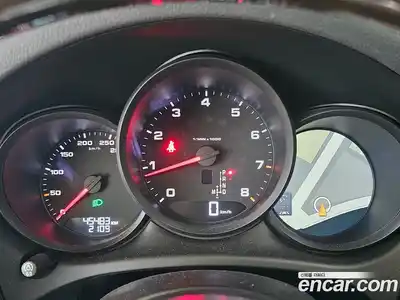 Porsche Macan 2021 2.0 Автомат в Москве № 165230, миниатюра 6