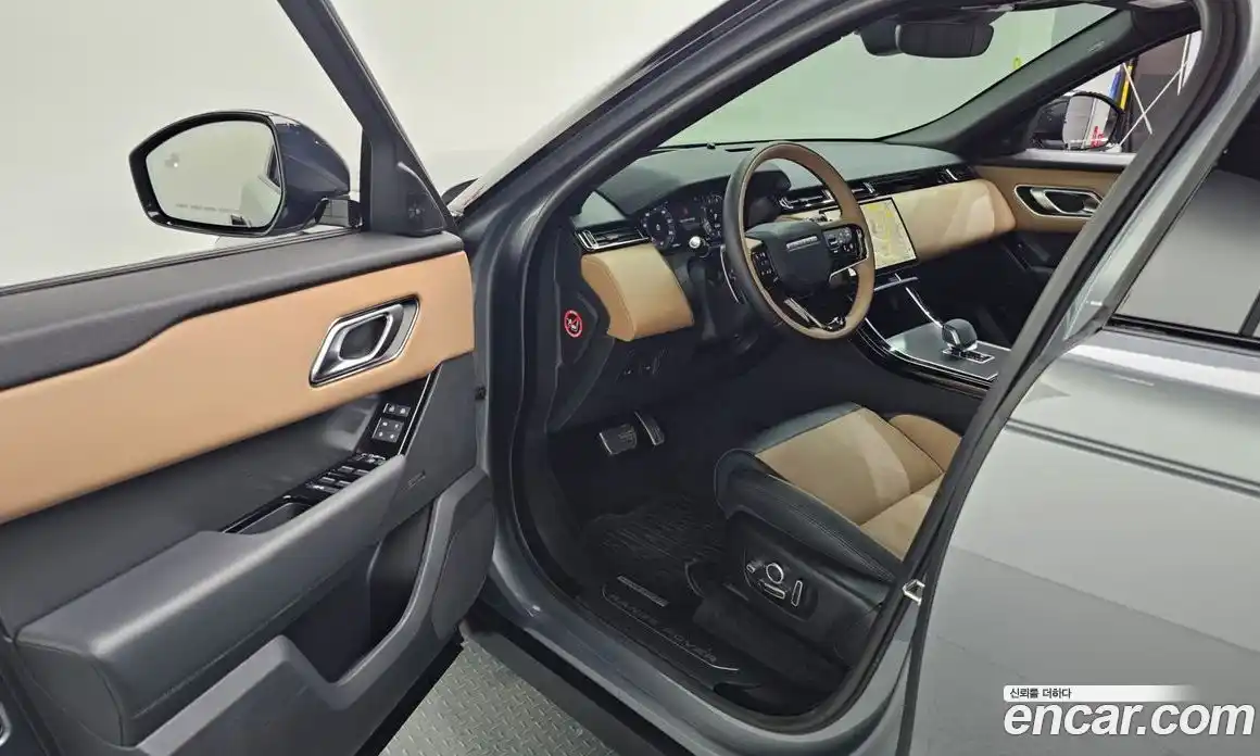 Land Rover Range-Rover Velar 2025 3.0 Автомат в Москве № 166078, фото 18