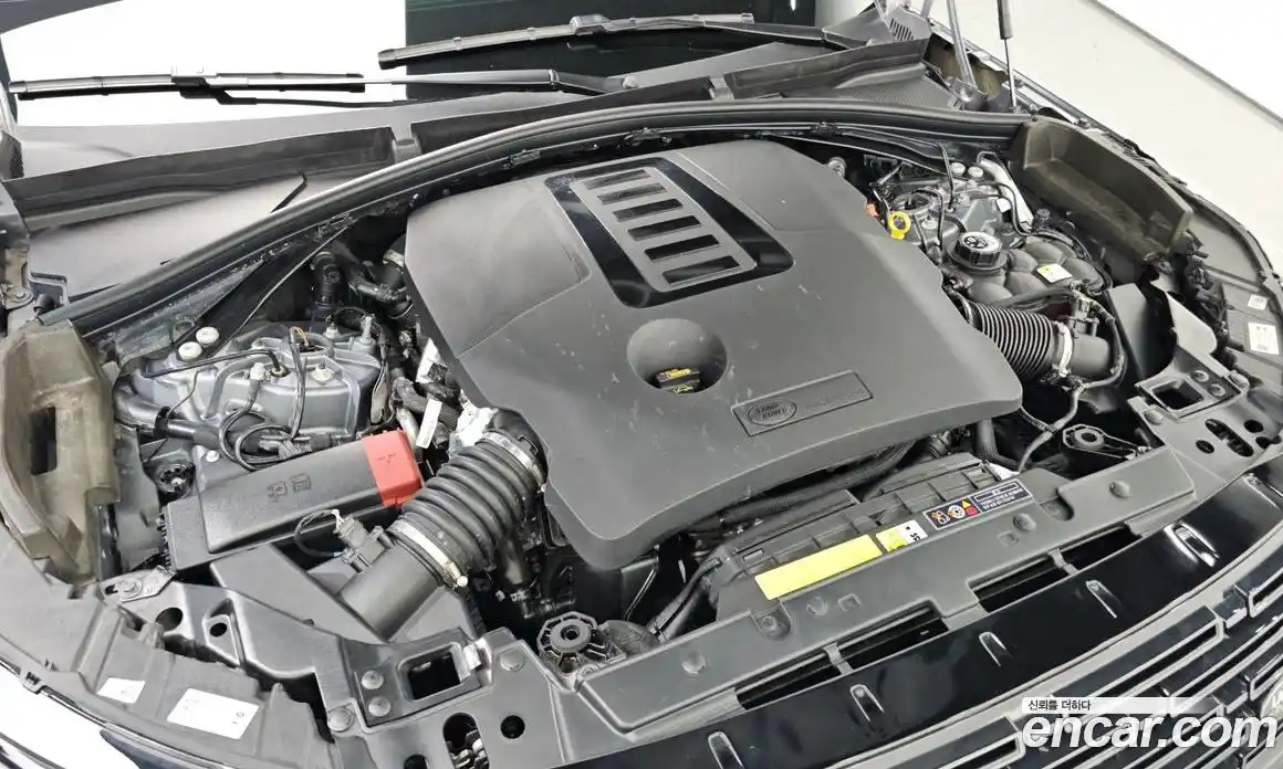 Land Rover Range-Rover Velar 2025 3.0 Автомат в Москве № 166078, фото 20