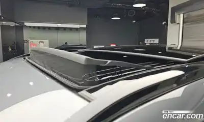 Land Rover Range-Rover Velar 2025 3.0 Автомат в Москве № 166078, миниатюра 7