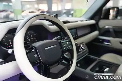 Land Rover Defender 2023 3.0 Автомат в Москве № 166741, миниатюра 6