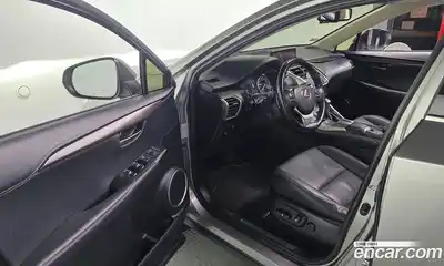 Lexus NX 2018 2.5 Автомат в Москве № 168303, миниатюра 8