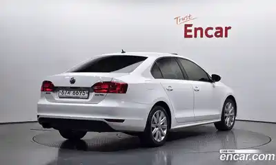 Volkswagen Jetta, 2012
