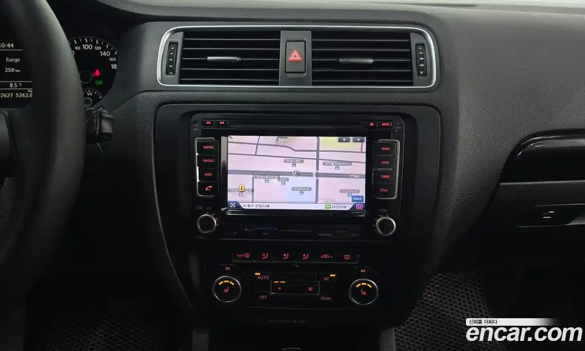 Volkswagen Jetta 2012 2.0 Автомат в Москве № 169058, фото 19