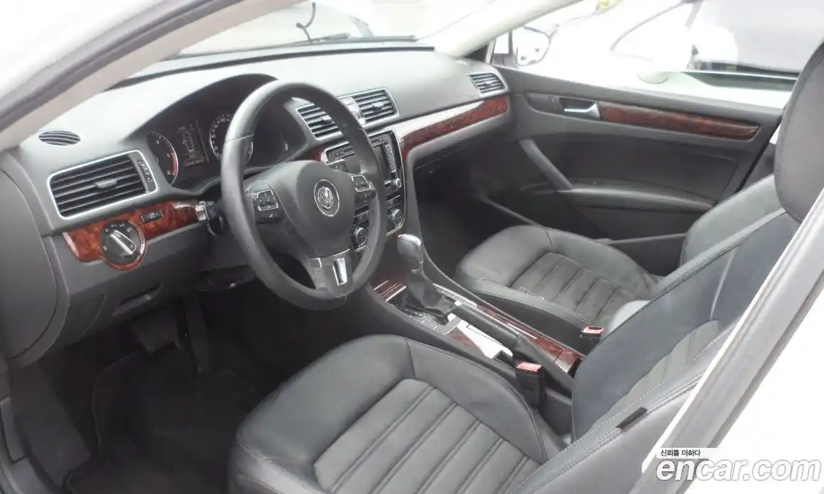 Volkswagen Passat 2012 2.0 Автомат в Москве № 169314, фото 7