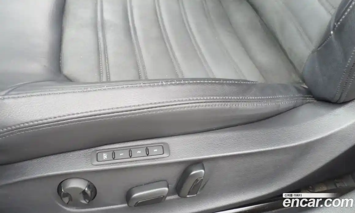 Volkswagen Passat 2012 2.0 Автомат в Москве № 169314, фото 10