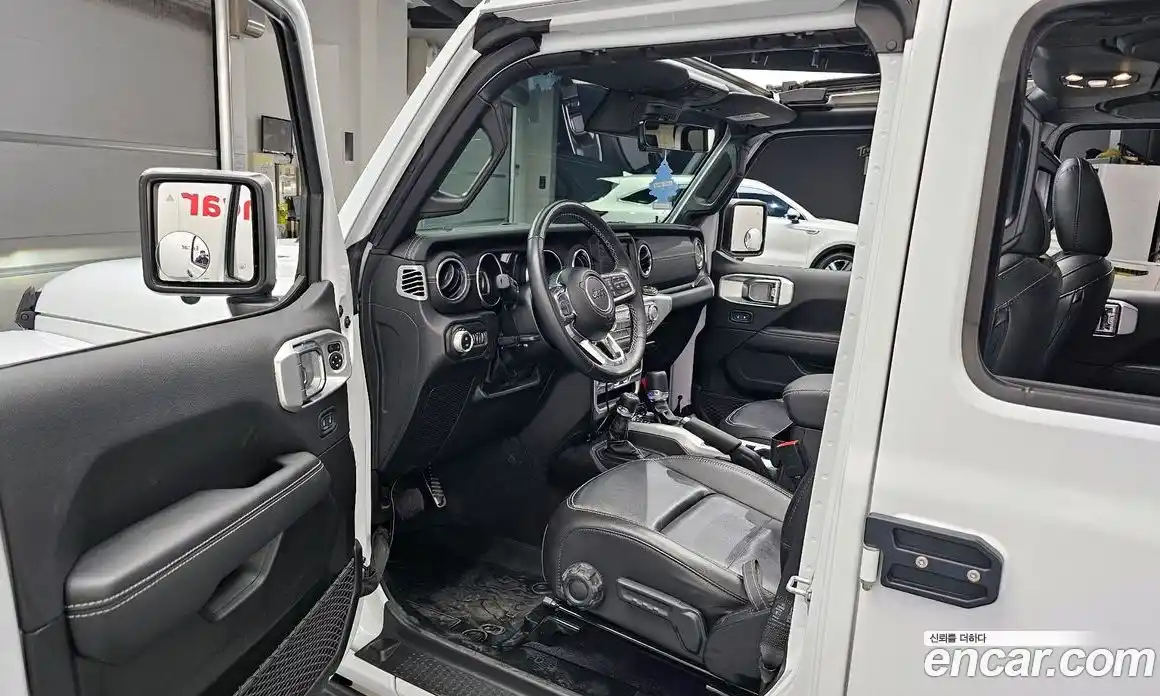 Jeep Wrangler 2023 2.0 Автомат в Москве № 169394, фото 3