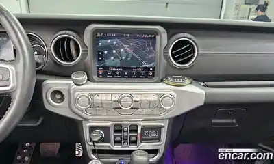 Jeep Wrangler 2023 2.0 Автомат в Москве № 169394, миниатюра 9