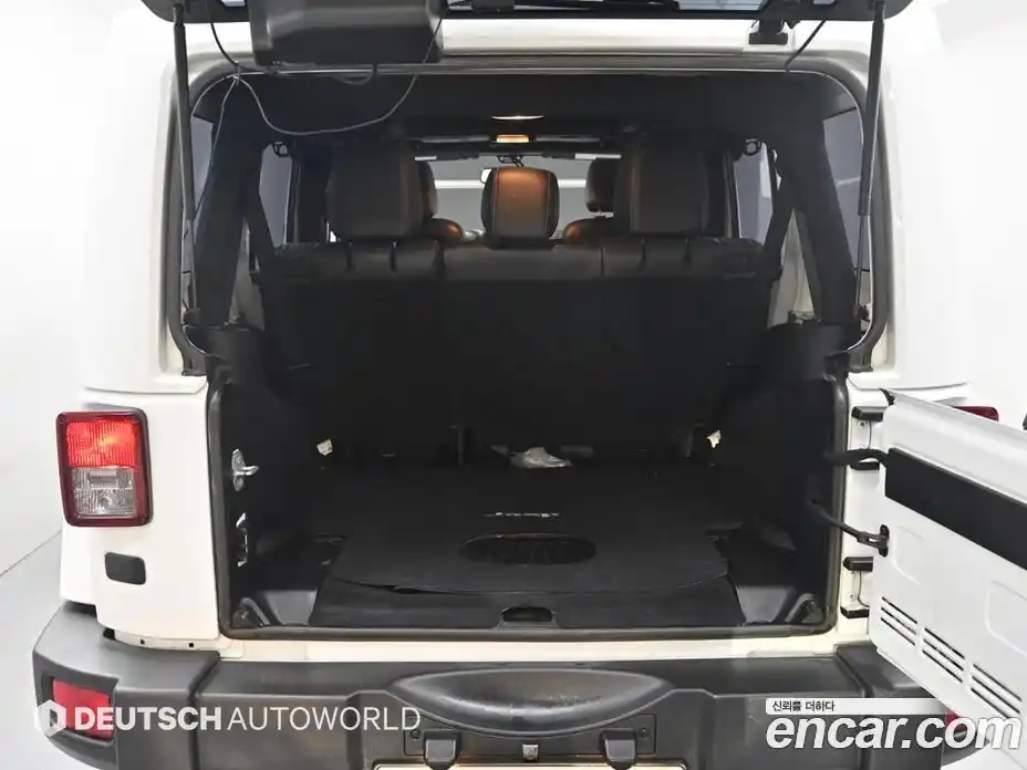 Jeep Wrangler 2016 3.6 Автомат в Москве № 170074, фото 20