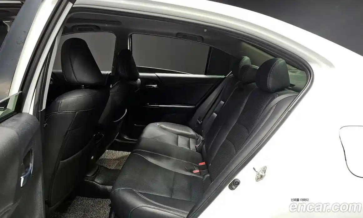 Honda Accord 2016 2.4 Автомат в Москве № 170635, фото 17