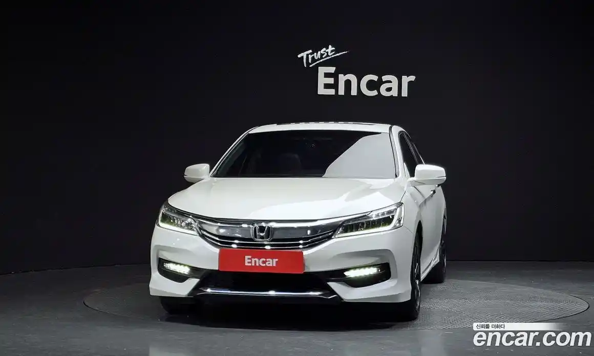 Honda Accord 2016 2.4 Автомат в Москве № 170635, фото 5