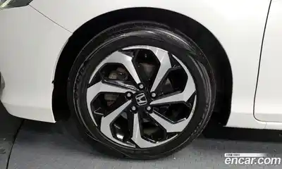 Honda Accord 2016 2.4 Автомат в Москве № 170635, миниатюра 8